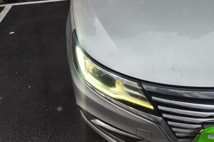 Used Roewe i6 New Energy 2017 45T Hybrid Connect & Smart Enjoyment Edition Right Front Headlight