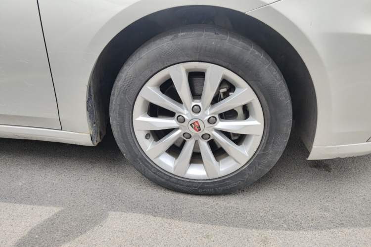 Used Roewe i6 New Energy 2017 45T Hybrid Connect & Smart Enjoyment Edition Right Front Wheel Hub