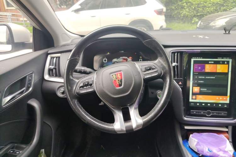Used Roewe i6 New Energy 2017 45T Hybrid Connect & Smart Enjoyment Edition Steering Wheel