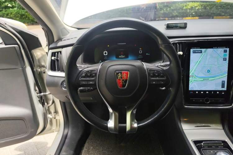 Used Roewe i6 New Energy 2017 45T Hybrid Connect & Smart Enjoyment Edition Steering Wheel