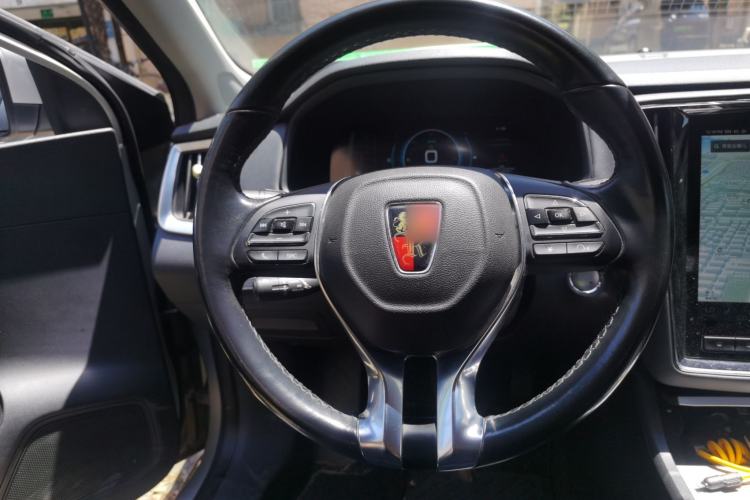 Used Roewe i6 New Energy 2017 45T Hybrid Connective Smart Luxury Edition Steering Wheel