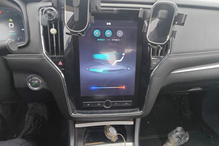 Used Roewe i6 New Energy 2019 PLUS 50T Internet Glory Flagship Edition Audio And AC Panel