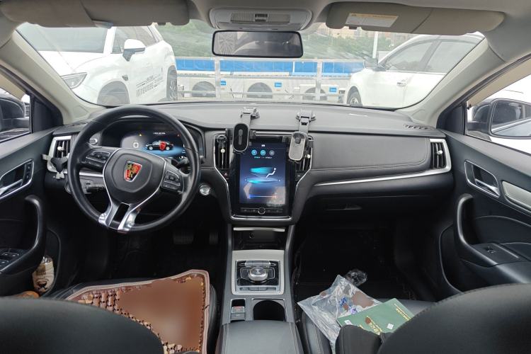 Used Roewe i6 New Energy 2019 PLUS 50T Internet Glory Flagship Edition Center Console