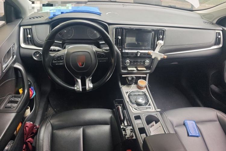 Used Roewe i6 New Energy 2019 PLUS 50T 4G Connected Glory Luxury Edition Center Console