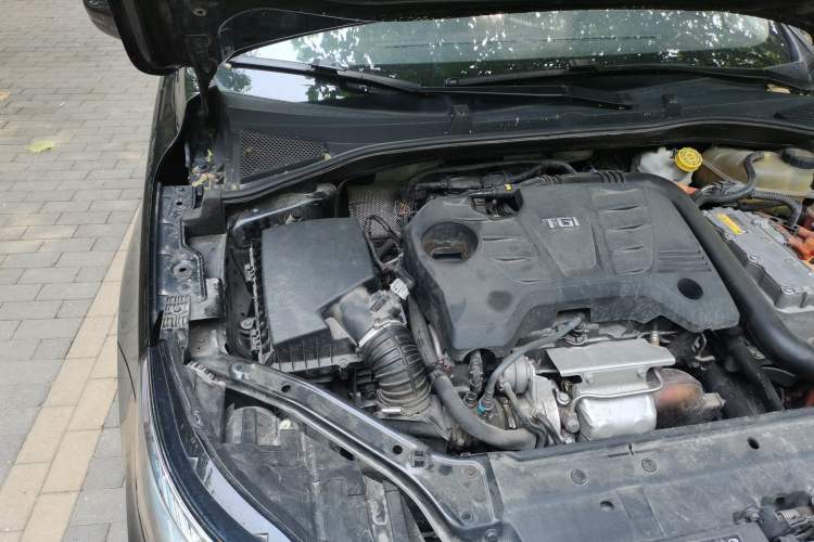 Used Roewe i6 New Energy 2019 PLUS 50T 4G Connected Glory Luxury Edition Engine Bay Right