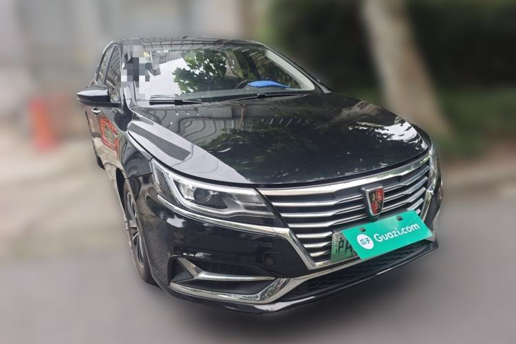 Used Roewe i6 New Energy 2019 PLUS 50T 4G Connected Glory Luxury Edition Front Right 45 Deg