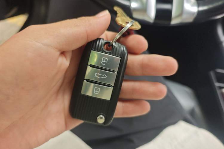 Used Roewe i6 New Energy 2019 PLUS 50T 4G Connected Glory Luxury Edition Vehicle Key