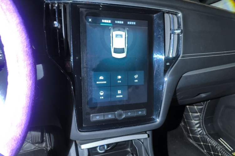 Used Roewe i6 New Energy 2019 PLUS 50T Internet Glory Flagship Edition Audio And AC Panel