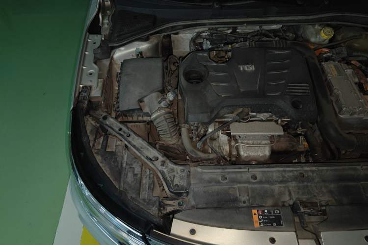 Used Roewe i6 New Energy 2019 PLUS 50T 4G Connected Glory Luxury Edition Engine Bay Right