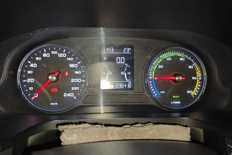 Used Roewe i6 New Energy 2019 PLUS 50T 4G Connected Glory Luxury Edition Odometer Close Up