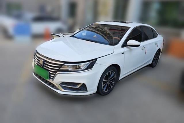 Ojetý Roewe i6 New Energy 2019 PLUS 50T 4G Connected Glory Luxury Edition