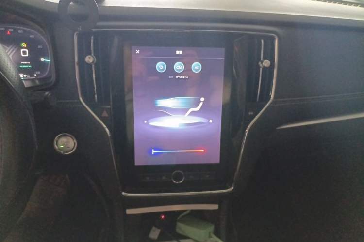 Used Roewe i6 New Energy 2019 PLUS 50T Internet Glory Flagship Edition Audio And AC Panel