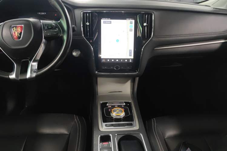 Used Roewe i6 New Energy 2019 PLUS 50T Internet Glory Flagship Edition Audio And AC Panel