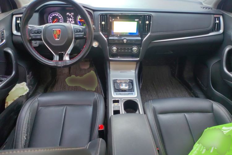 Used Roewe i6 New Energy 2019 PLUS 50T 4G Connected Glory Luxury Edition Center Console