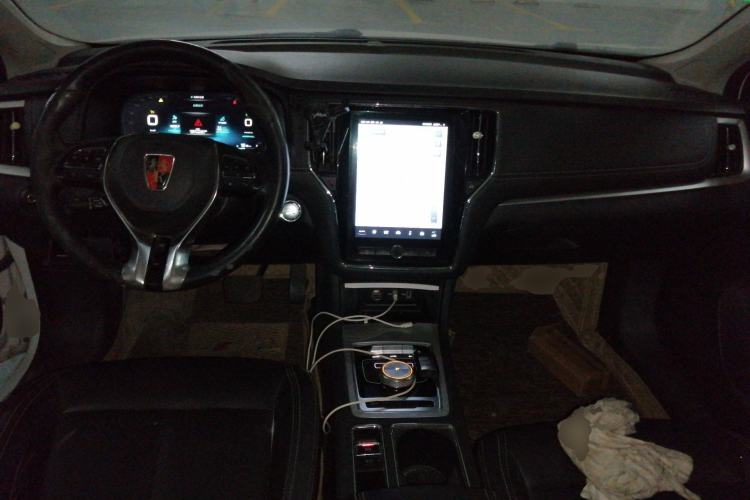 Used Roewe i6 New Energy 2019 PLUS 50T Internet Glory Flagship Edition Center Console