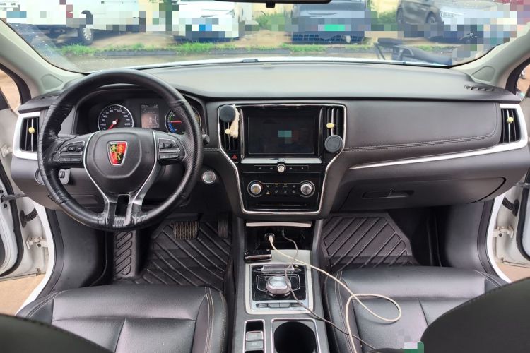 Used Roewe i6 New Energy 2019 PLUS 50T 4G Connected Glory Luxury Edition Center Console