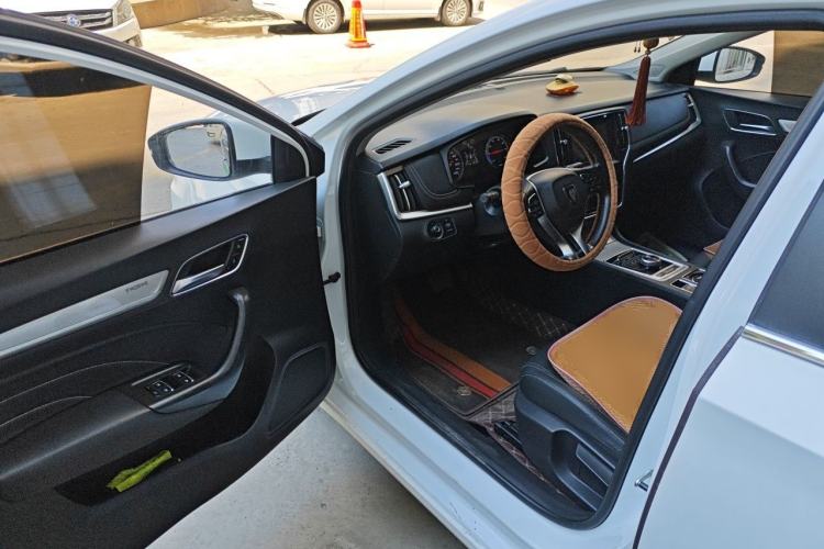 Used Roewe i6 New Energy 2019 PLUS 50T 4G Connected Glory Luxury Edition Driver Seat
