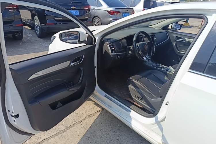Used Roewe i6 New Energy 2019 PLUS 50T Internet Glory Flagship Edition Driver Seat