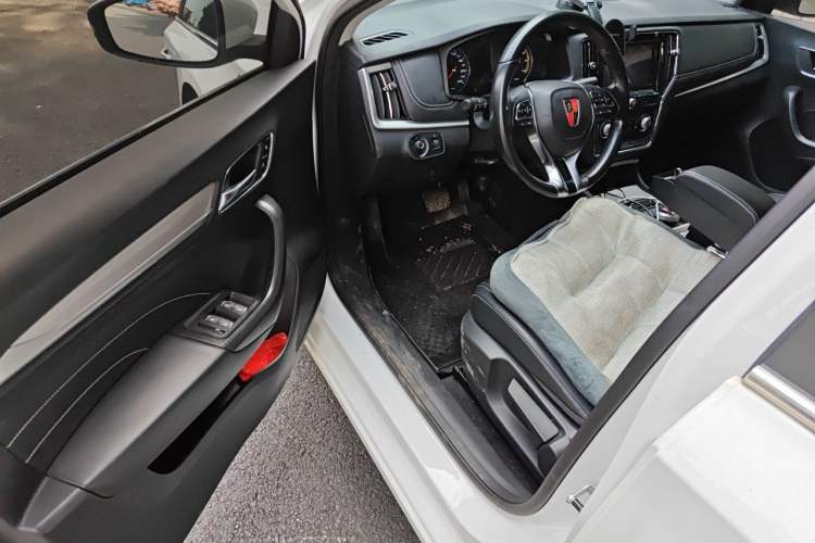Used Roewe i6 New Energy 2019 PLUS 50T 4G Connected Glory Luxury Edition Driver Seat