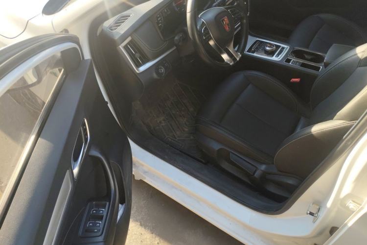 Used Roewe i6 New Energy 2019 PLUS 50T 4G Connected Glory Luxury Edition Driver Seat