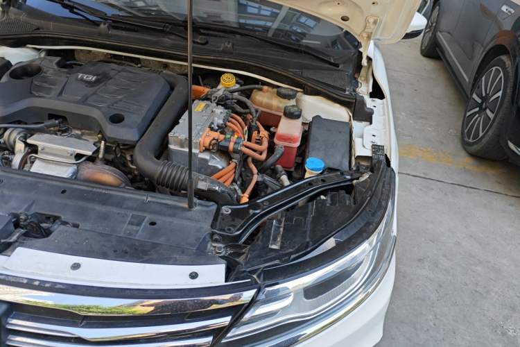 Used Roewe i6 New Energy 2019 PLUS 50T 4G Connected Glory Luxury Edition Engine Bay Left