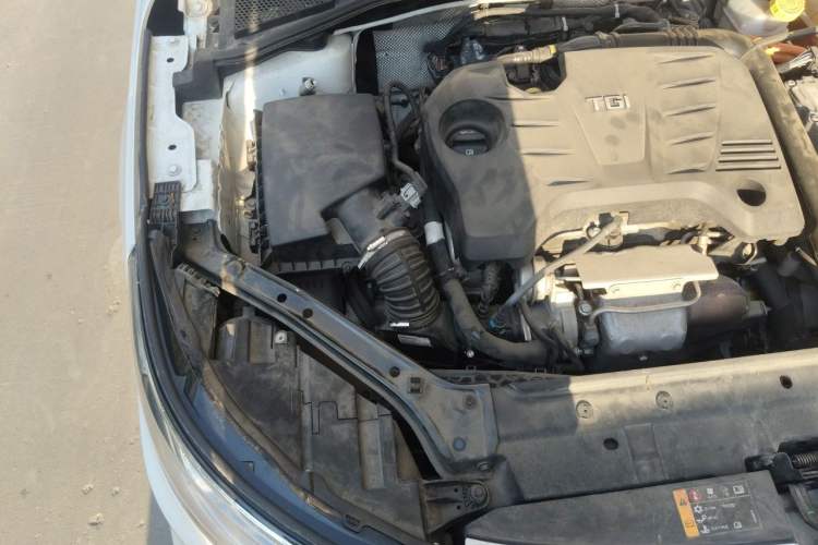 Used Roewe i6 New Energy 2019 PLUS 50T 4G Connected Glory Luxury Edition Engine Bay Right