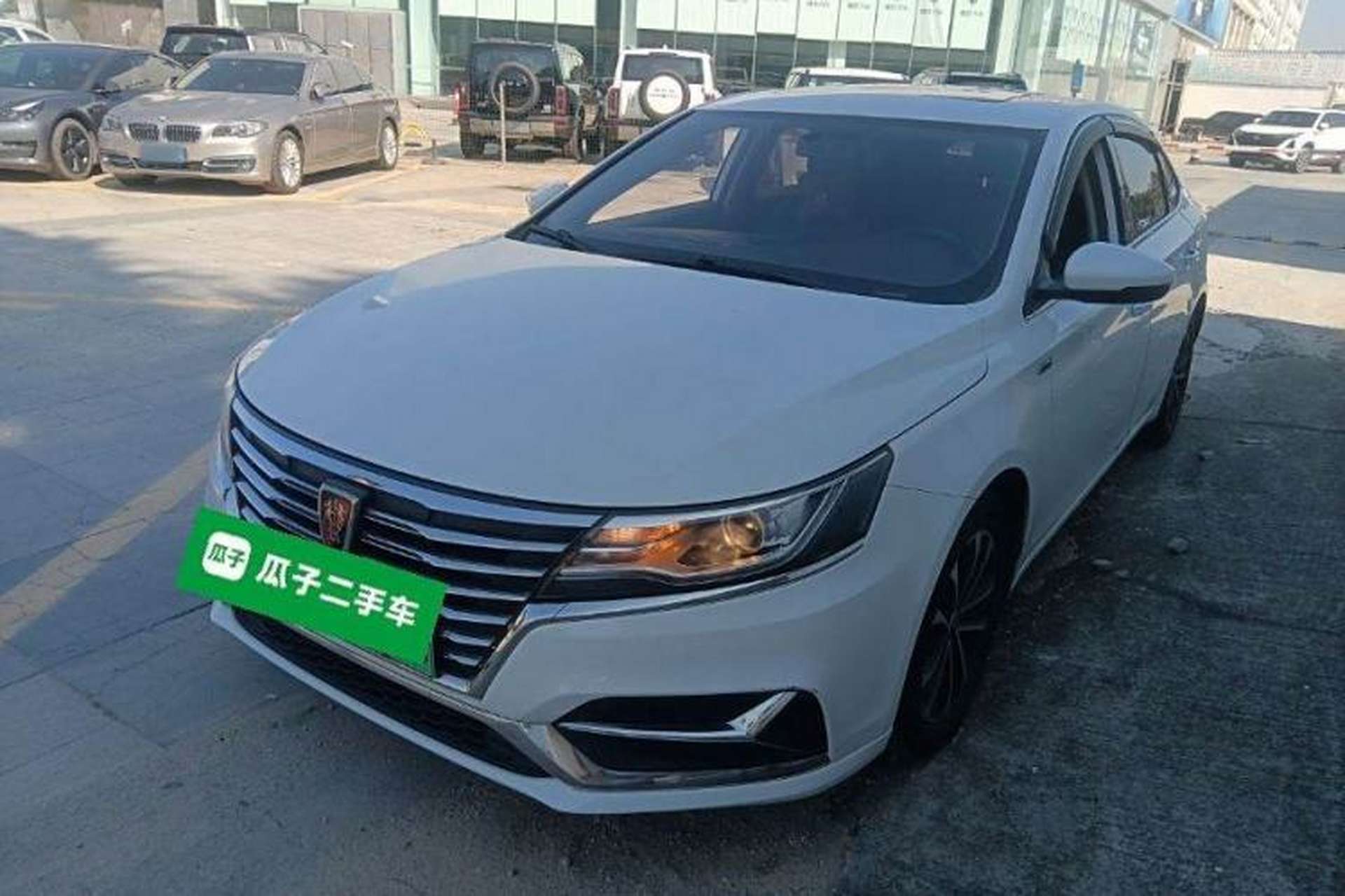 Used Roewe i6 New Energy 2019 PLUS 50T Internet Glory Flagship Edition Front Left 45 Deg