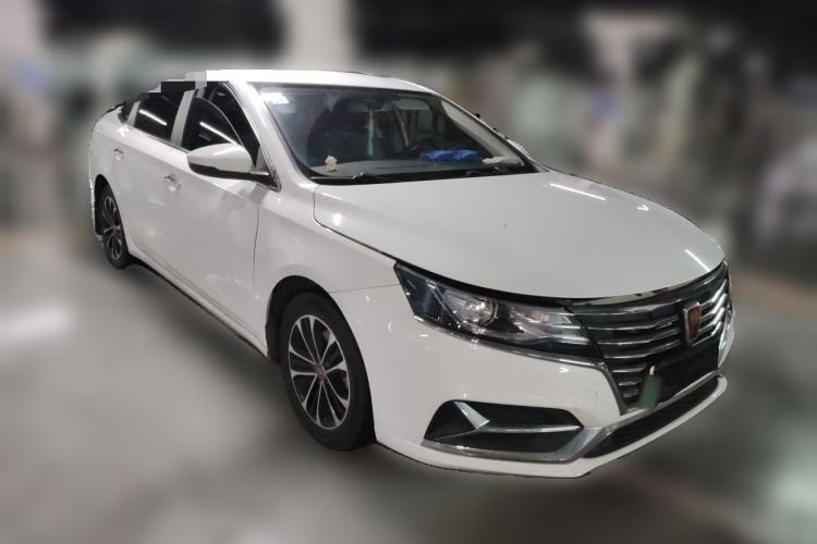 Used Roewe i6 New Energy 2019 PLUS 50T 4G Connected Glory Luxury Edition Front Right 45 Deg