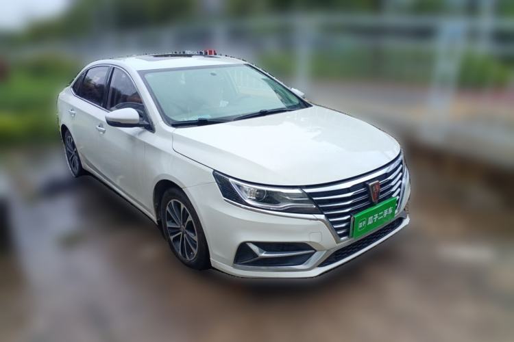 Used Roewe i6 New Energy 2019 PLUS 50T Internet Glory Flagship Edition Front Right 45 Deg