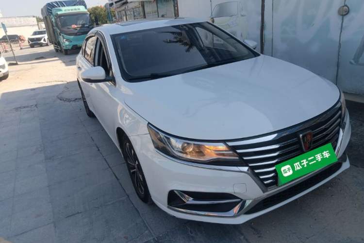 Used Roewe i6 New Energy 2019 PLUS 50T Internet Glory Flagship Edition Front Right 45 Deg