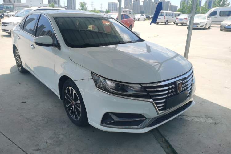 Used Roewe i6 New Energy 2019 PLUS 50T Internet Glory Flagship Edition Front Right 45 Deg