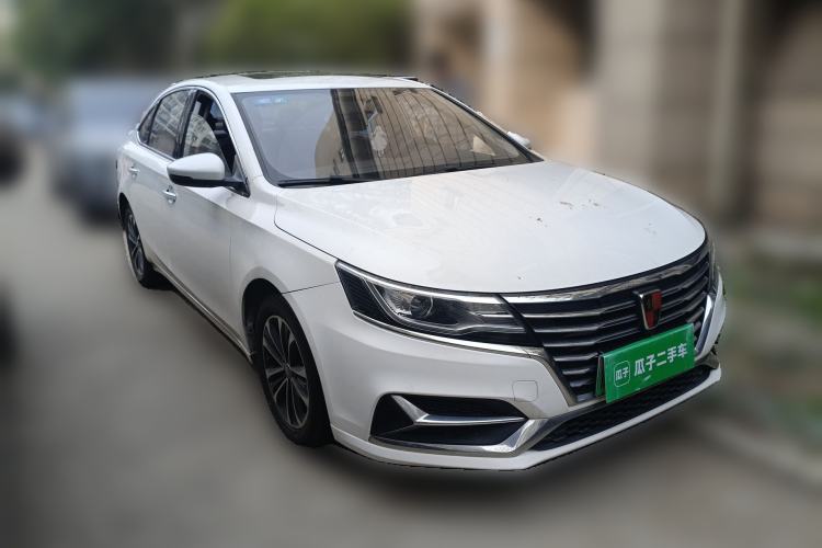Used Roewe i6 New Energy 2019 PLUS 50T Internet Glory Flagship Edition Front Right 45 Deg