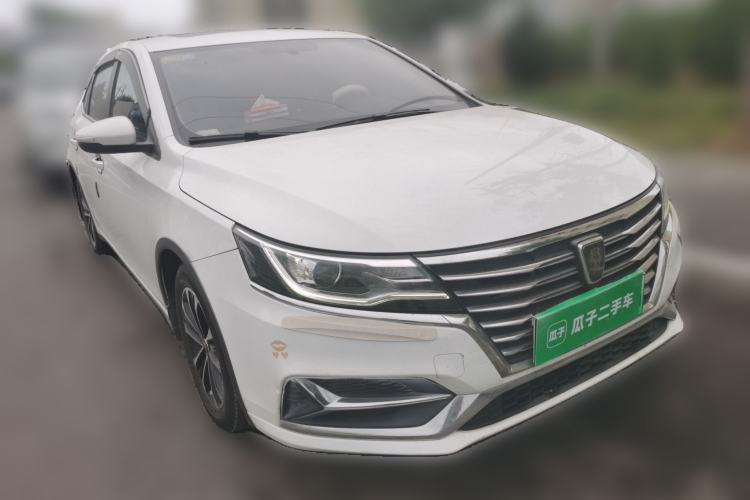 Used Roewe i6 New Energy 2019 PLUS 50T 4G Connected Glory Luxury Edition Front Right 45 Deg
