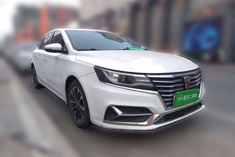 Used Roewe i6 New Energy 2019 PLUS 50T 4G Connected Glory Luxury Edition Front Right 45 Deg
