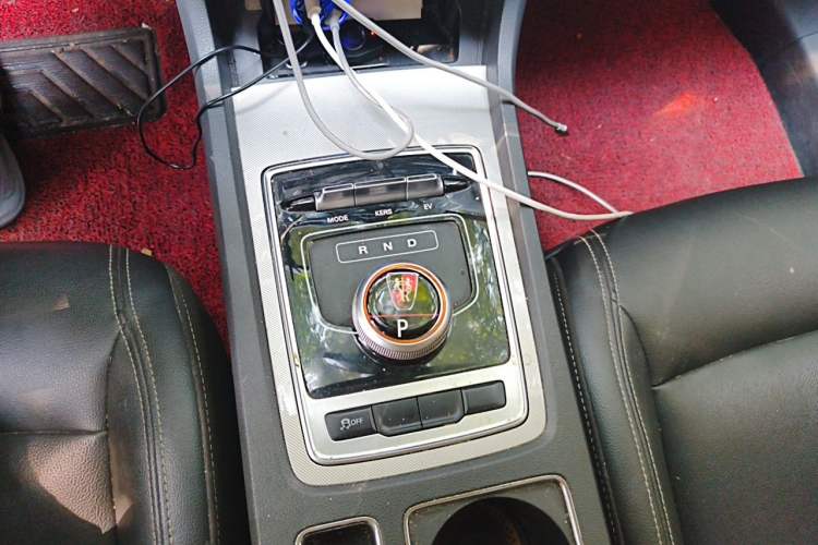 Used Roewe i6 New Energy 2019 PLUS 50T 4G Connected Glory Luxury Edition Gear Lever