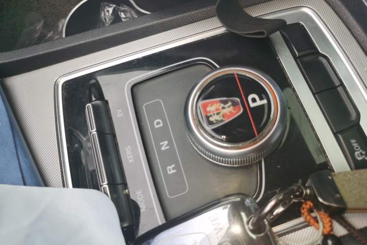 Used Roewe i6 New Energy 2019 PLUS 50T 4G Connected Glory Luxury Edition Gear Lever