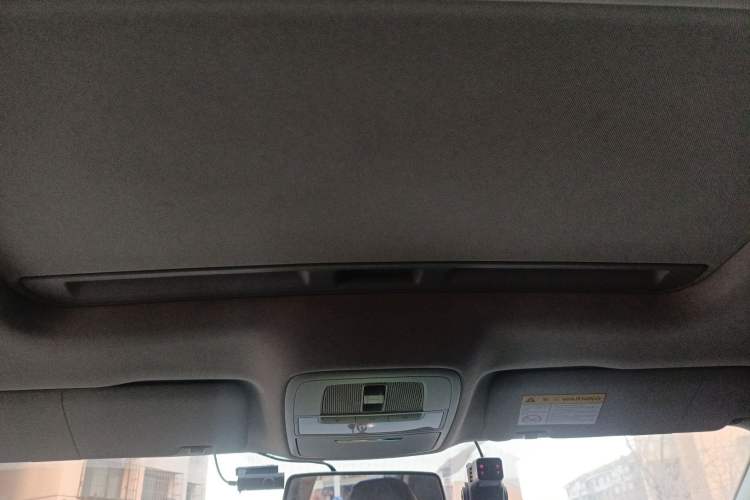 Used Roewe i6 New Energy 2019 PLUS 50T 4G Connected Glory Luxury Edition Headliner