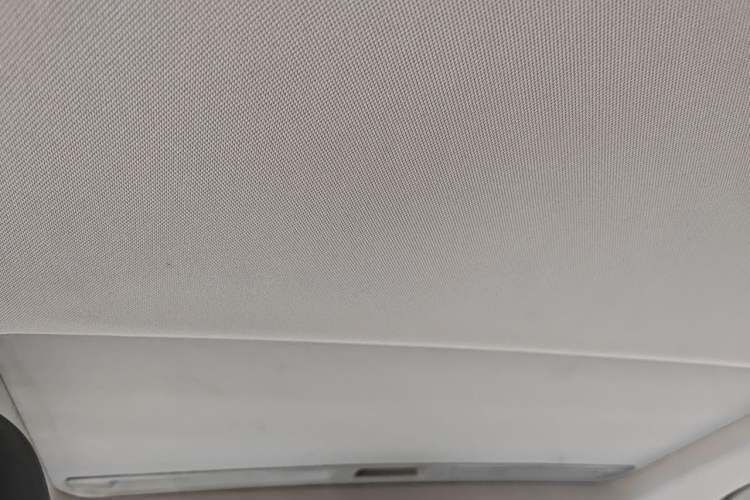 Used Roewe i6 New Energy 2019 PLUS 50T 4G Connected Glory Luxury Edition Headliner