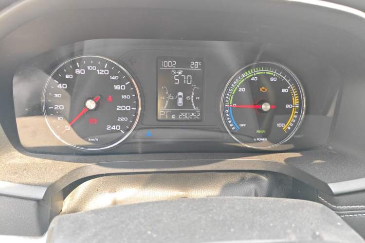Used Roewe i6 New Energy 2019 PLUS 50T 4G Connected Glory Luxury Edition Instrument Cluster