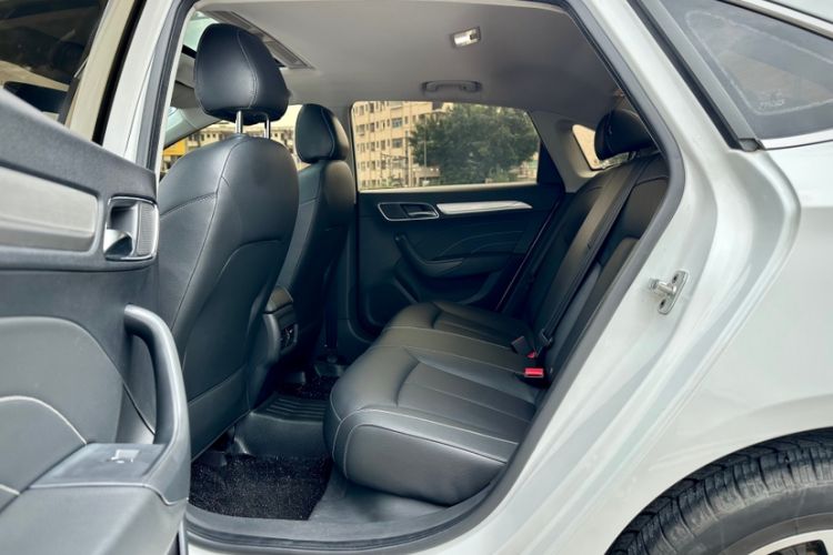 Used Roewe i6 New Energy 2019 PLUS 50T Internet Glory Flagship Edition Interior 1