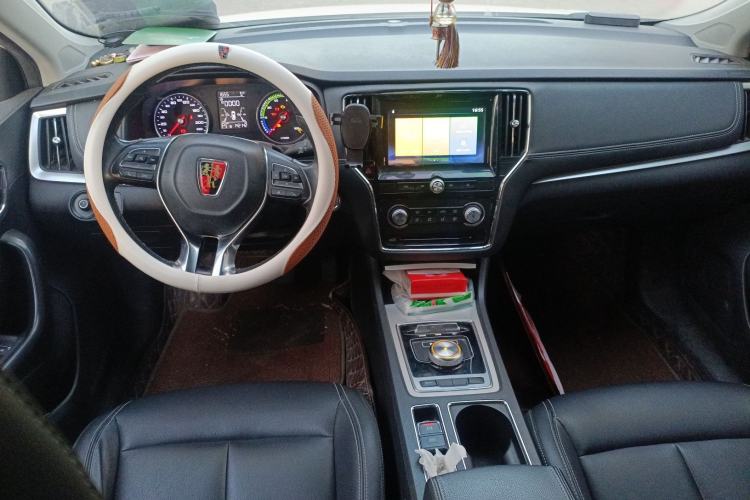 Used Roewe i6 New Energy 2019 PLUS 50T 4G Connected Glory Luxury Edition Interior 2