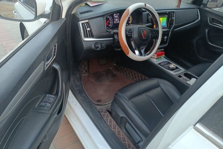 Used Roewe i6 New Energy 2019 PLUS 50T 4G Connected Glory Luxury Edition Interior 3