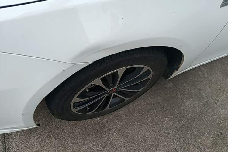 Used Roewe i6 New Energy 2019 PLUS 50T Internet Glory Flagship Edition Left Front Wheel Hub