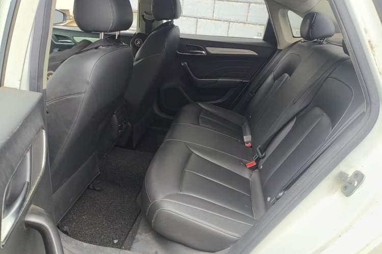 Used Roewe i6 New Energy 2019 PLUS 50T Internet Glory Flagship Edition Left Rear Seat