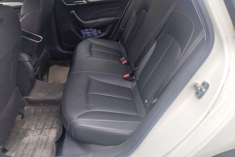 Used Roewe i6 New Energy 2019 PLUS 50T 4G Connected Glory Luxury Edition Left Rear Seat
