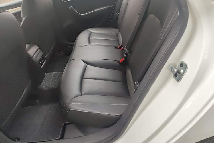 Used Roewe i6 New Energy 2019 PLUS 50T Internet Glory Flagship Edition Left Rear Seat