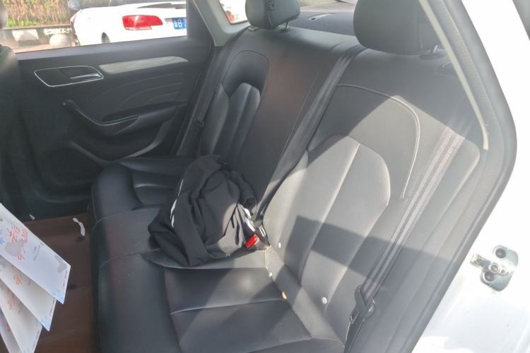 Used Roewe i6 New Energy 2019 PLUS 50T 4G Connected Glory Luxury Edition Left Rear Seat