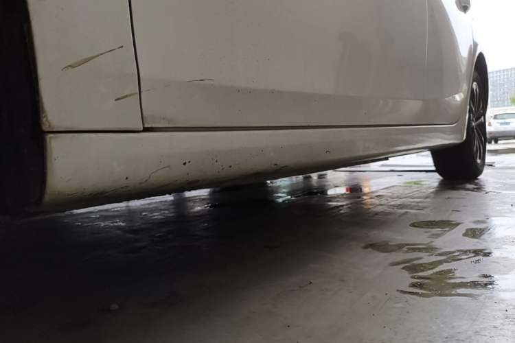 Used Roewe i6 New Energy 2019 PLUS 50T Internet Glory Flagship Edition Left Side Sill