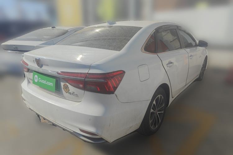 Used Roewe i6 New Energy 2019 PLUS 50T 4G Connected Glory Luxury Edition Rear Right 45 Deg