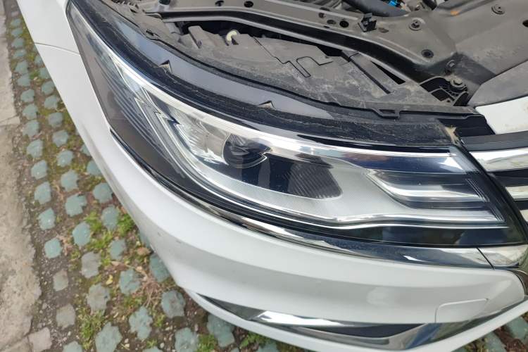 Used Roewe i6 New Energy 2019 PLUS 50T Internet Glory Flagship Edition Right Front Headlight